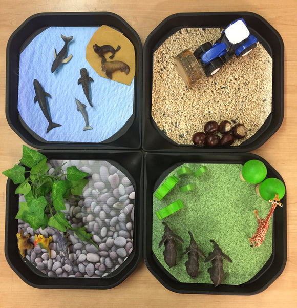 Fun2 Messy trays x 4 with 4 inserts - Sand, Pebbles, Water, Grass